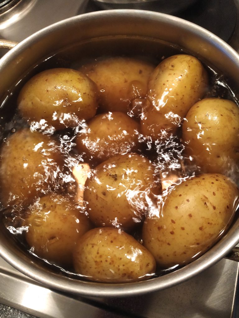 Kartoffel garen