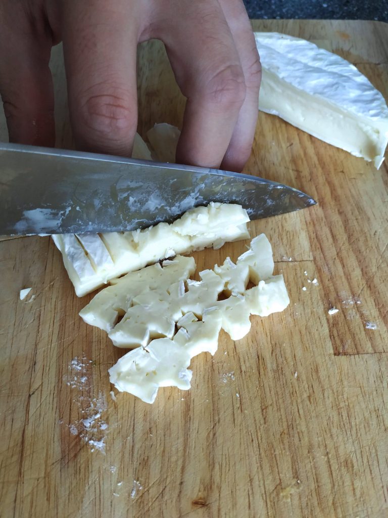Käse schneiden
